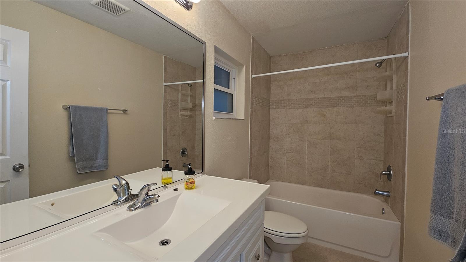 KINGSWOOD - Residential