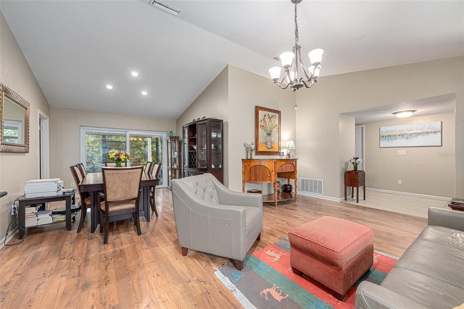 ROCK CREEK - Residential