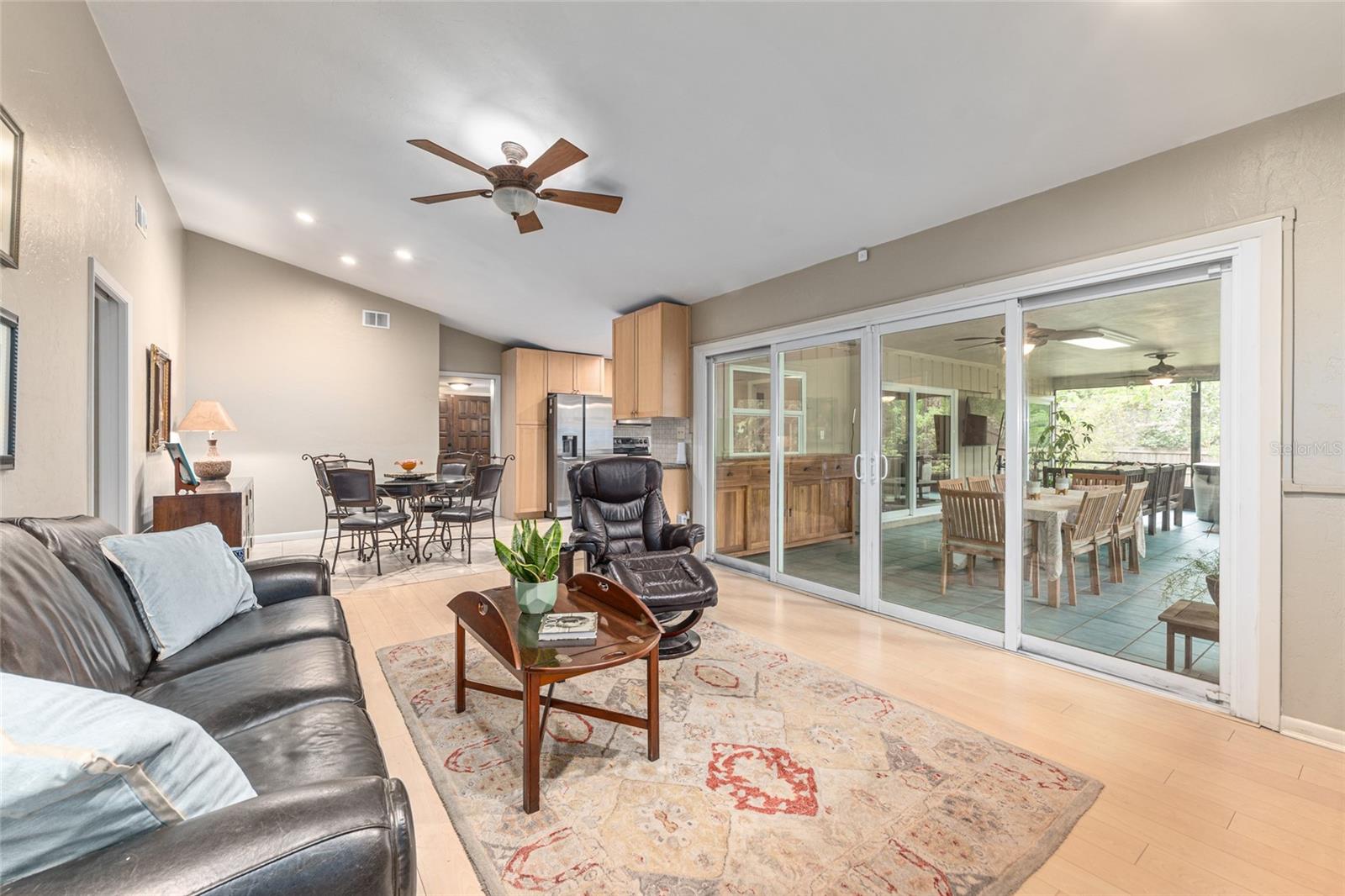 ROCK CREEK - Residential