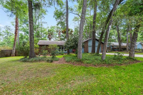 Photo of 2725 NW 38th Street, Gainesville, FL 32605 (MLS # GC539120)