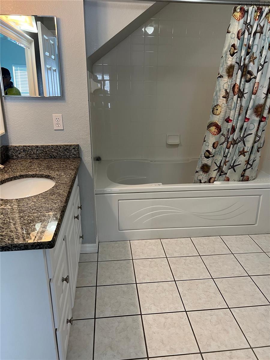 VENETIAN BAY VILLAGE PH 01 - Residential Lease