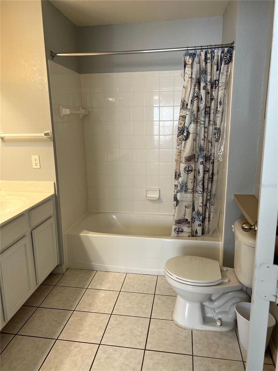 VENETIAN BAY VILLAGE PH 01 - Residential Lease