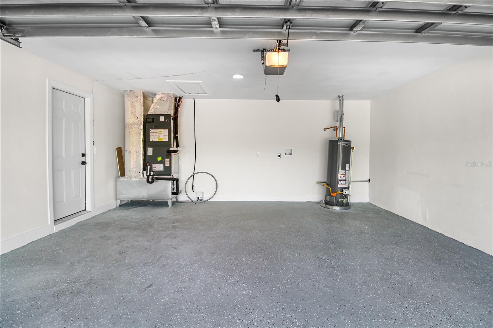 MEADOW LAWN 15TH ADD - Residential