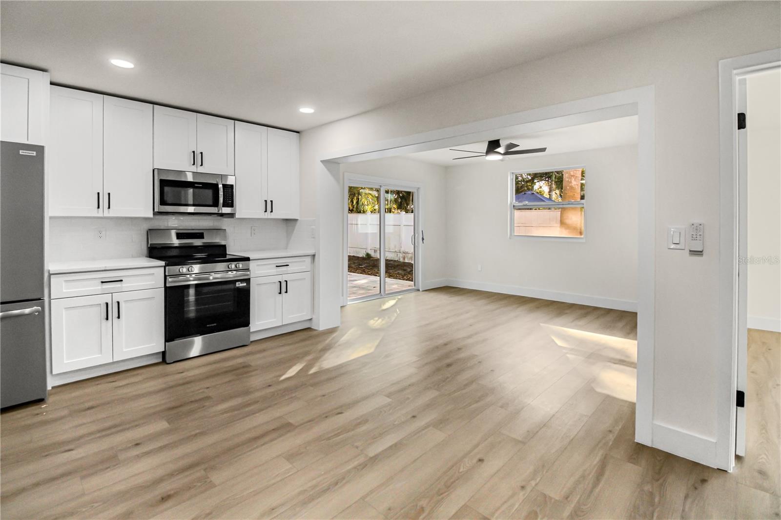 MEADOW LAWN 15TH ADD - Residential