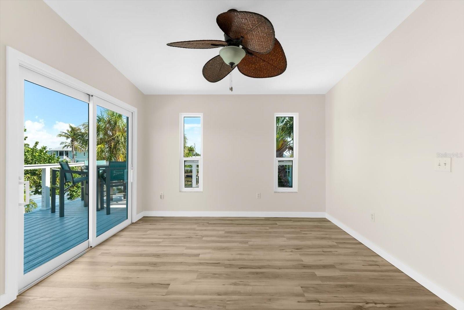HOLMES BEACH 17TH UNIT - Residential
