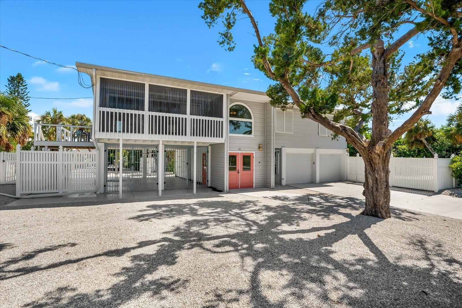 HOLMES BEACH 17TH UNIT - Residential