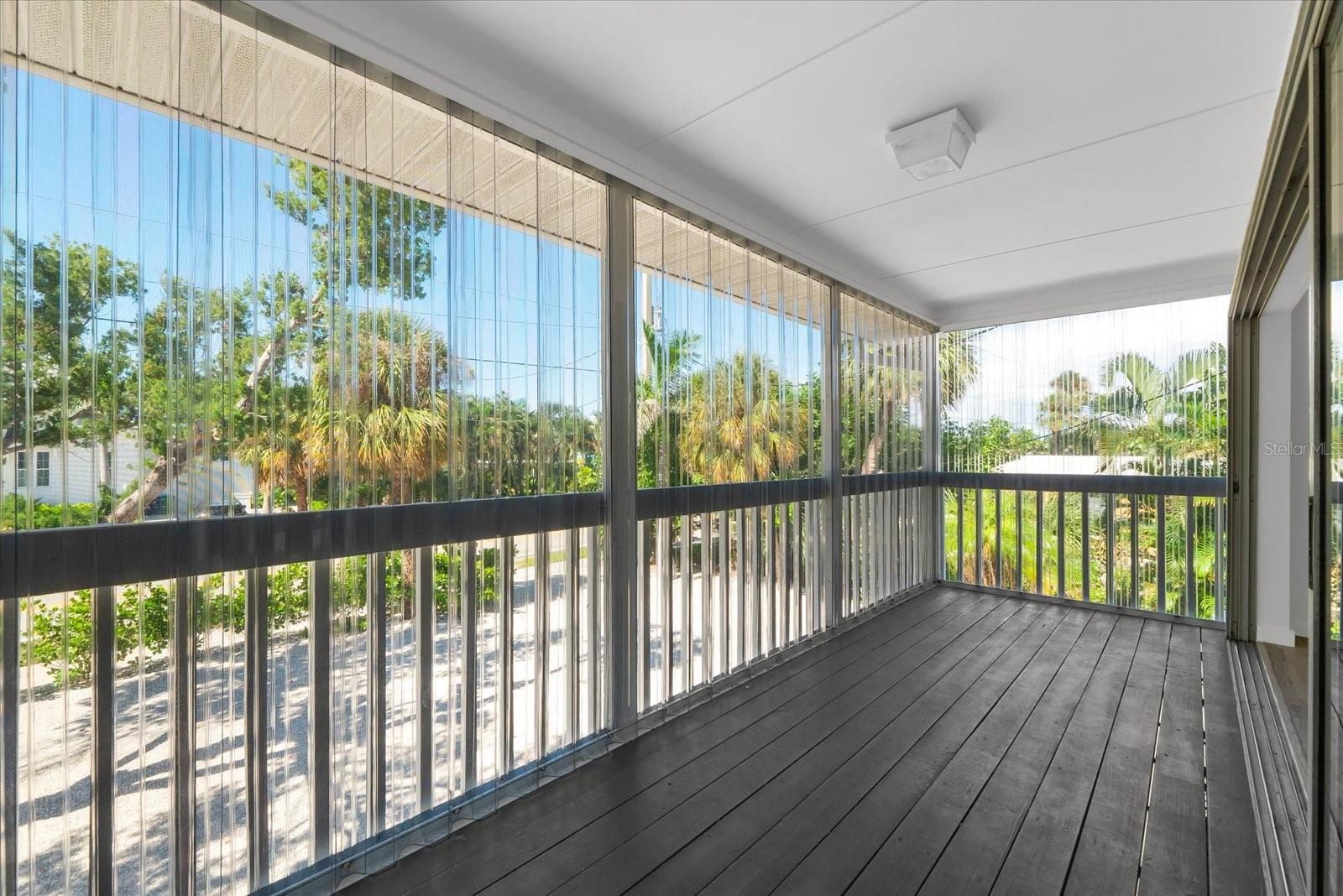 HOLMES BEACH 17TH UNIT - Residential