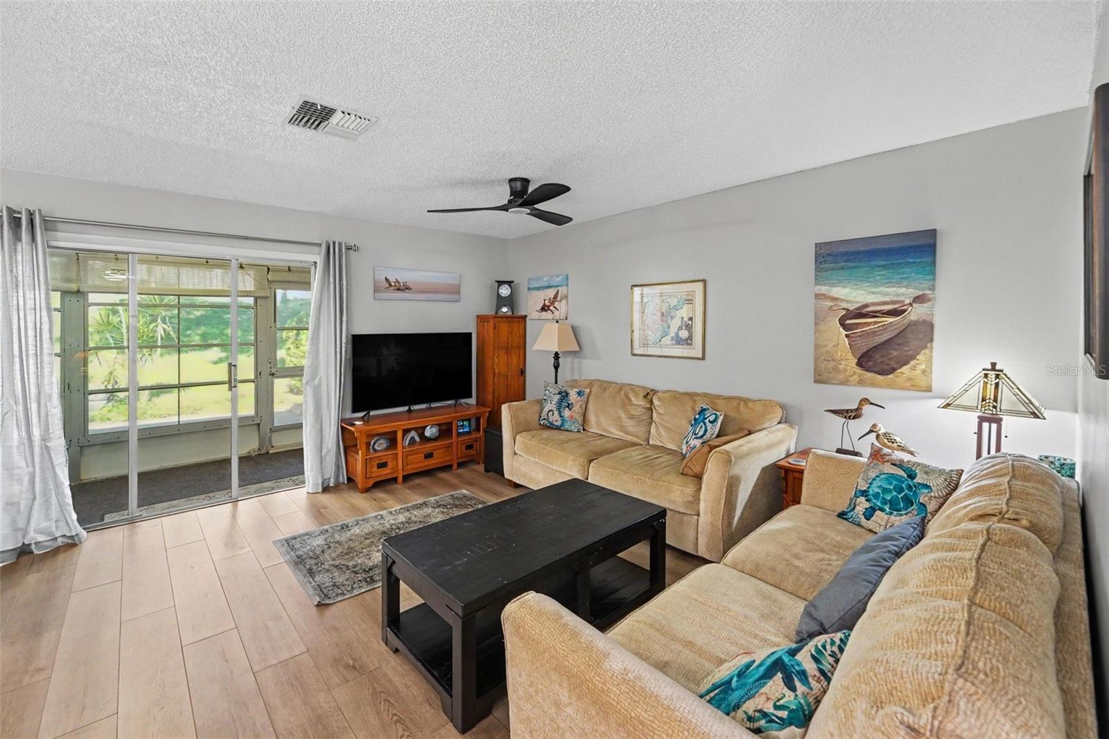1652 HIGHLAND CLUB LANE
