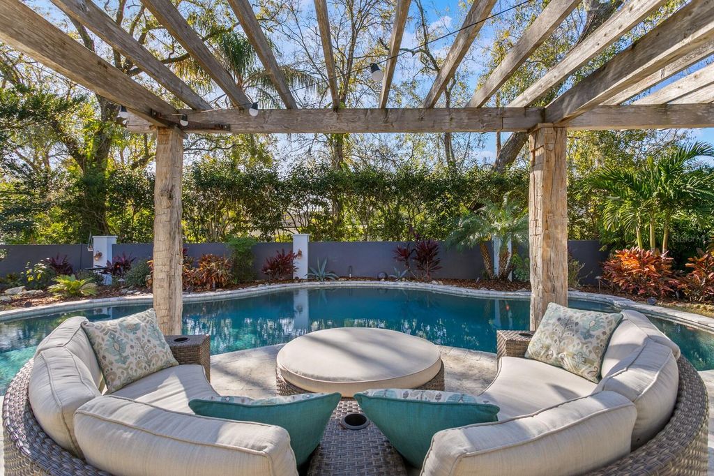 Photo of 10402 Oakbrook Drive, Tampa, FL 33618 (MLS # TB8473311)