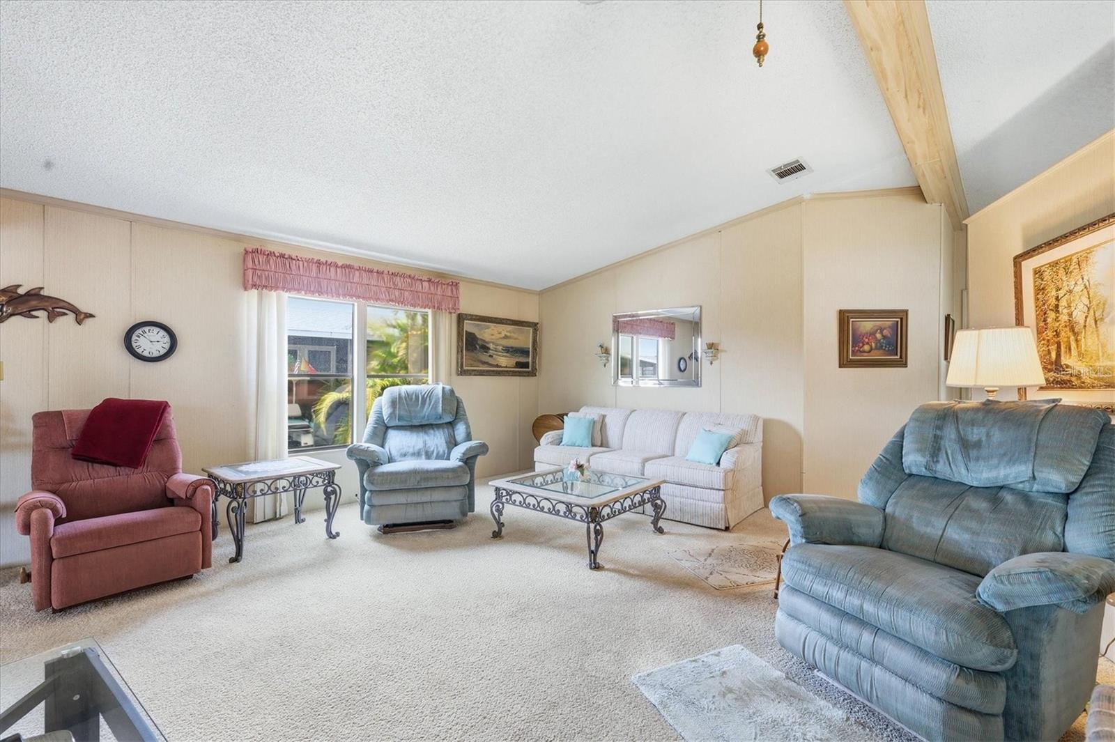 TANGERINE WOODS - Residential