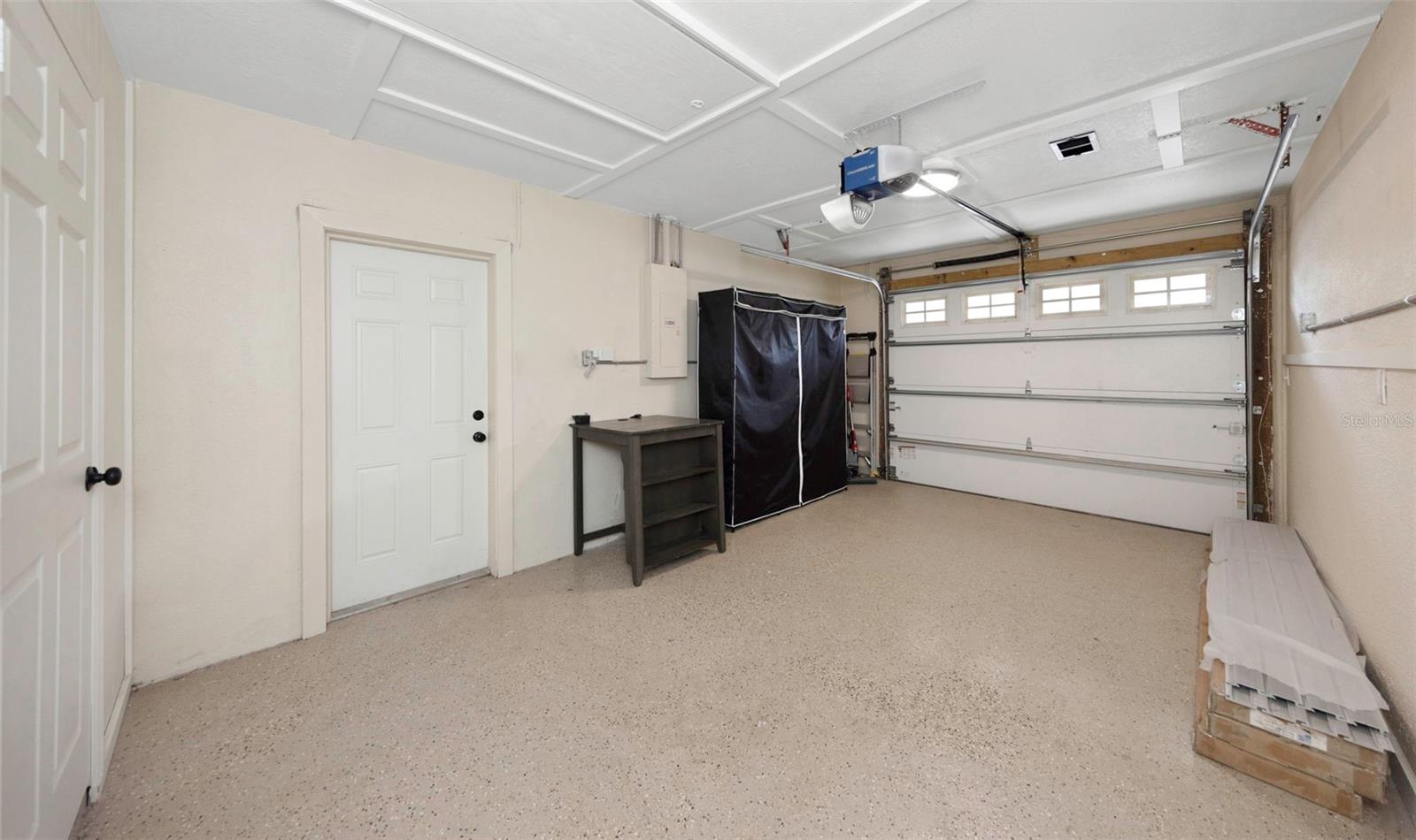 COUNTRY CLUB ADD TO OLDSMAR REV - Residential