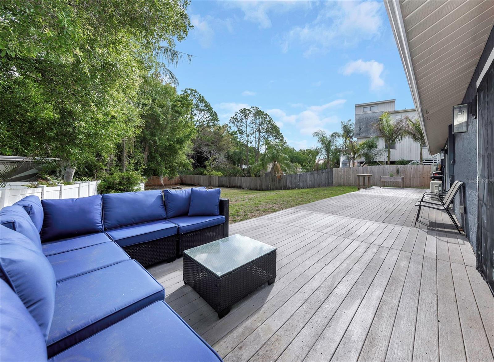 COUNTRY CLUB ADD TO OLDSMAR REV - Residential