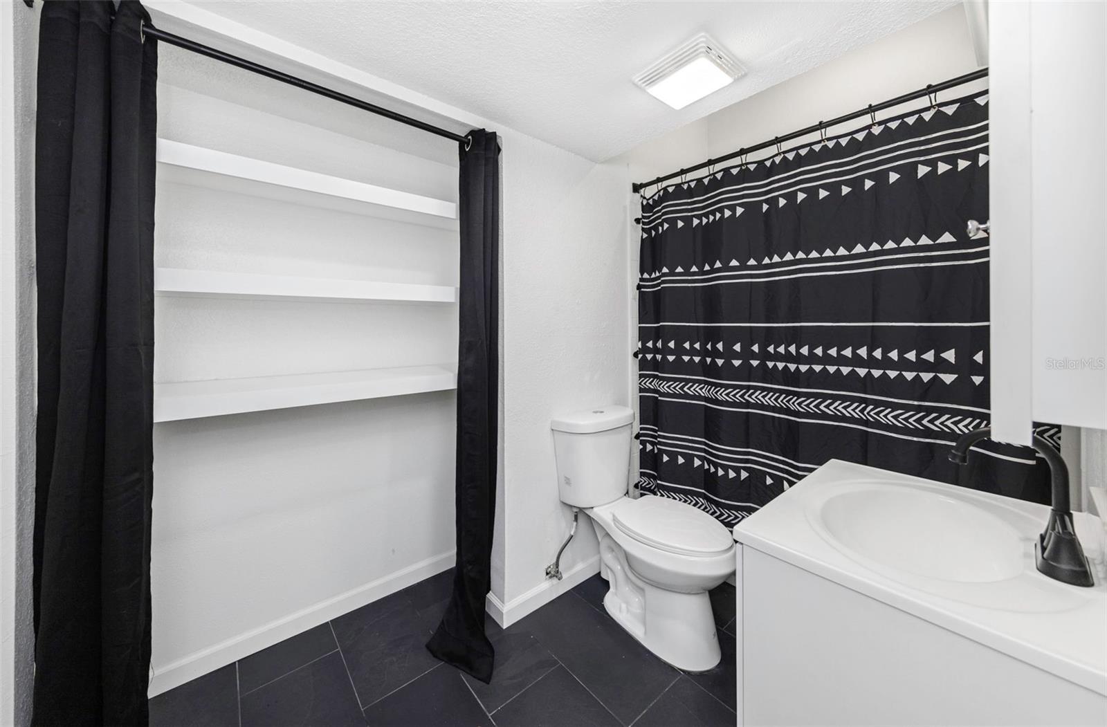 COUNTRY CLUB ADD TO OLDSMAR REV - Residential