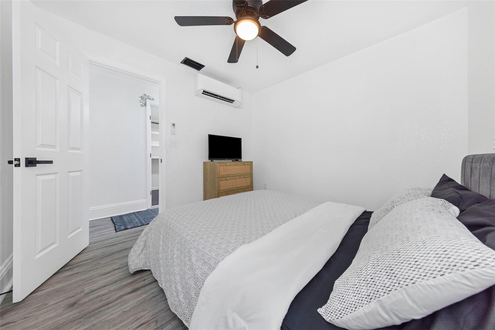 COUNTRY CLUB ADD TO OLDSMAR REV - Residential