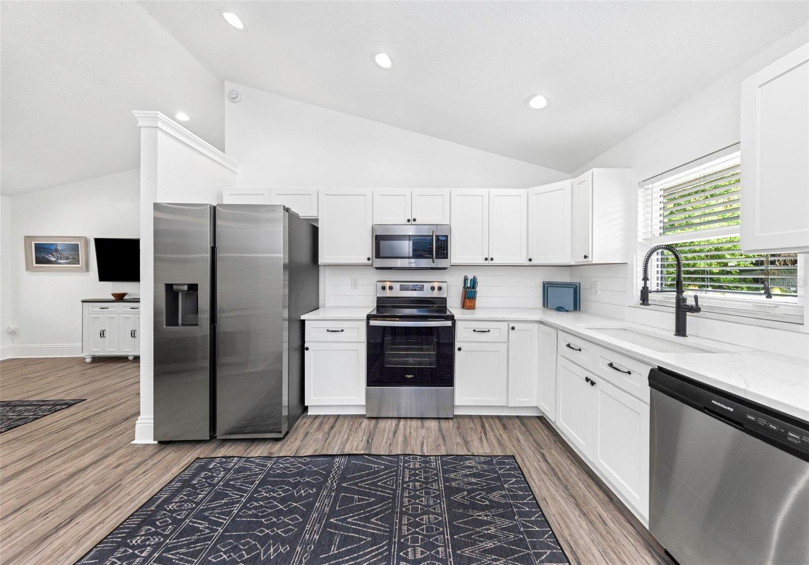 COUNTRY CLUB ADD TO OLDSMAR REV - Residential