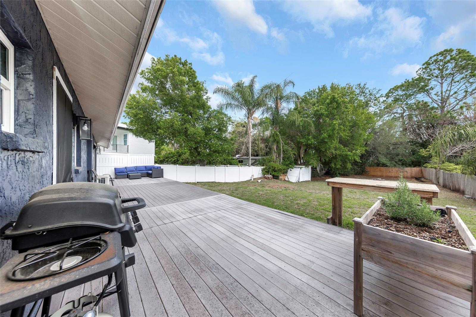 COUNTRY CLUB ADD TO OLDSMAR REV - Residential