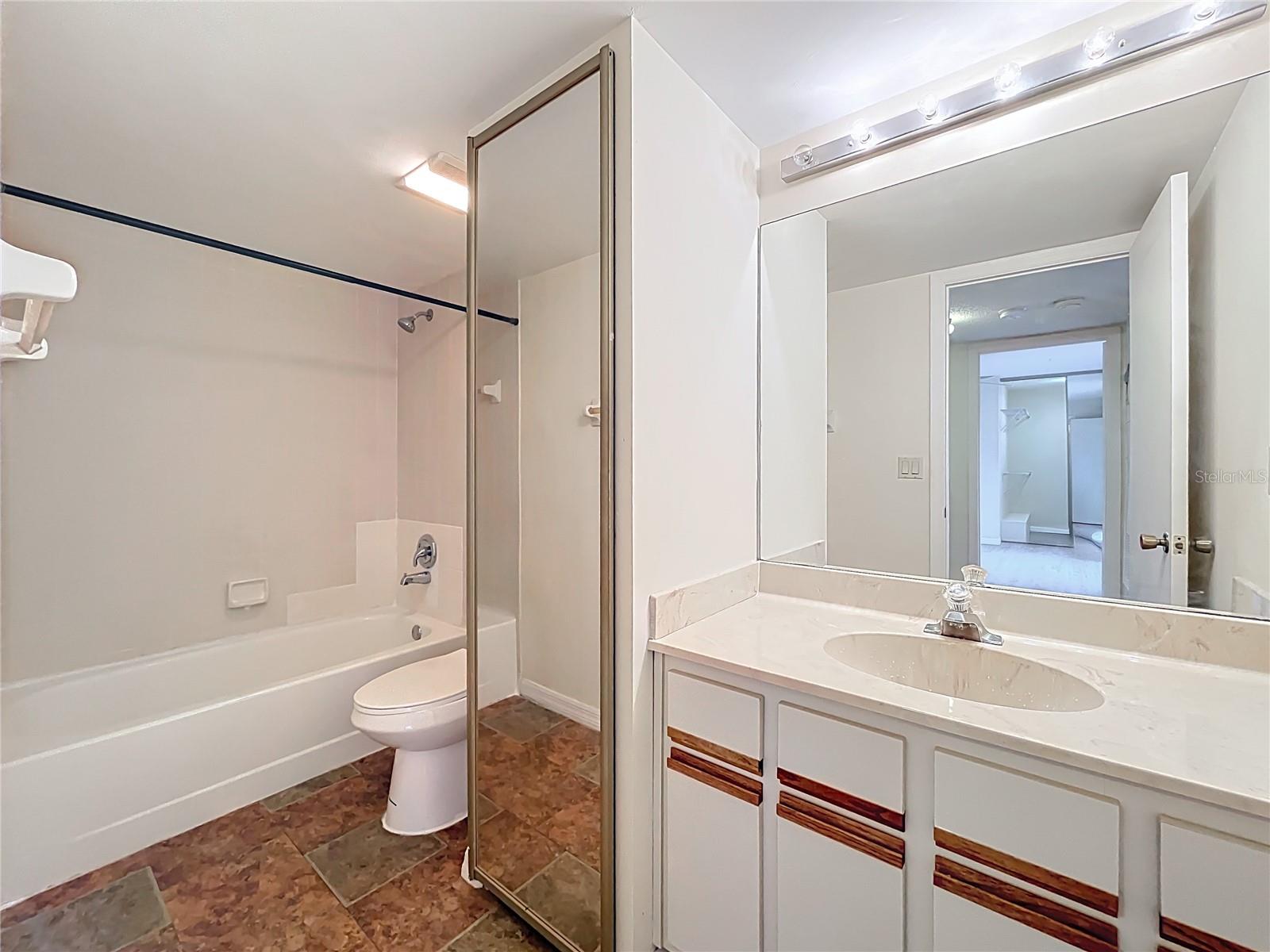 MIDDLEBROOK PINES PH 04 - Residential Lease