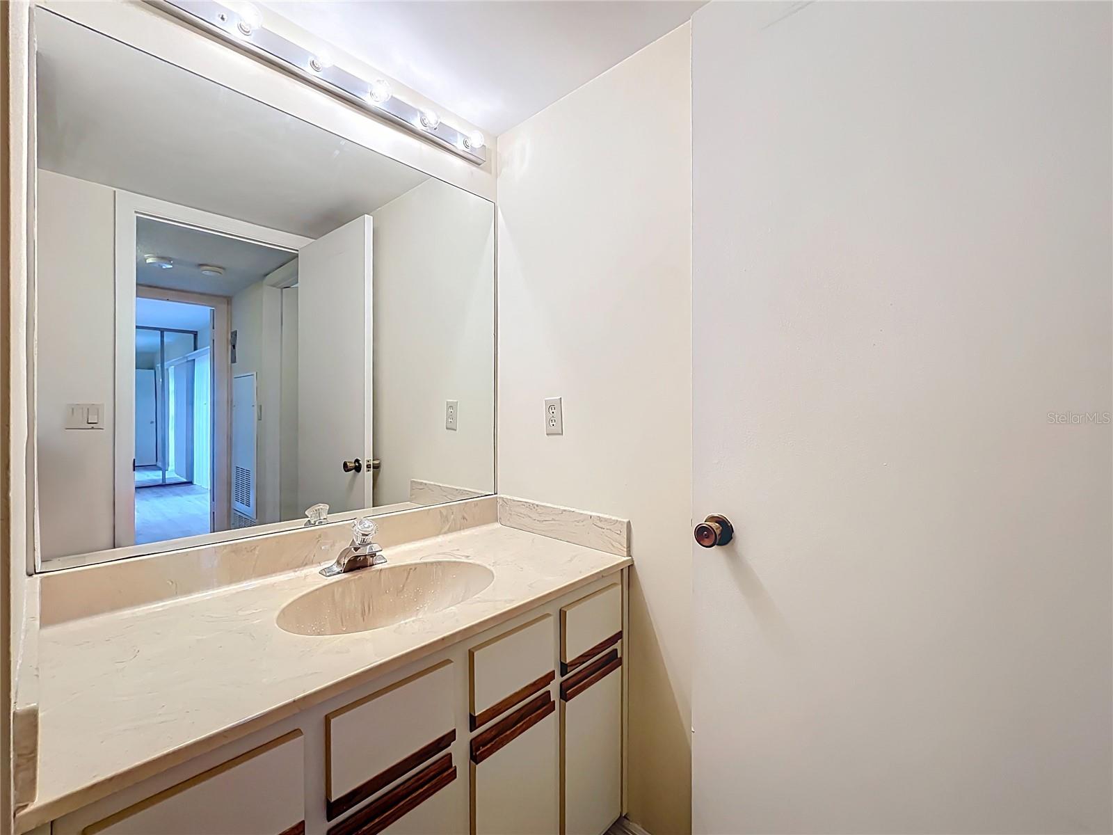 MIDDLEBROOK PINES PH 04 - Residential Lease