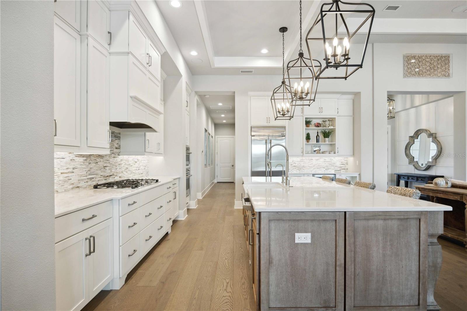 COUNTRY CLUB EAST AT LAKEWD RNCH YY1-4 - Residential