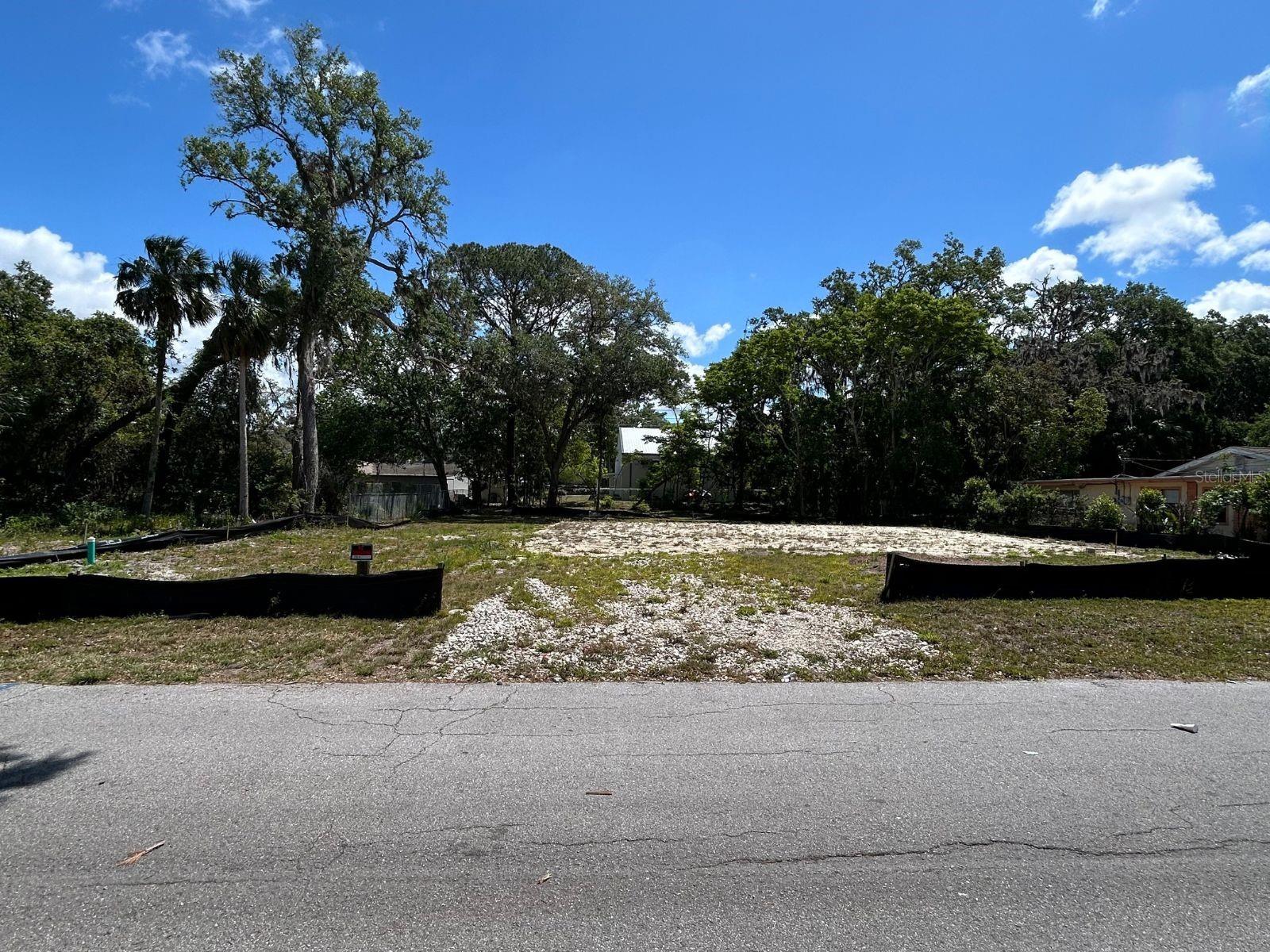 NICKS YORK REP - Land