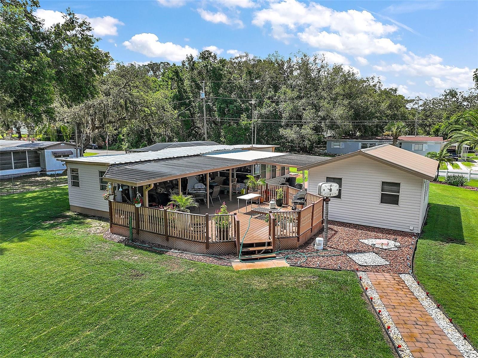MOBILE HOME MEADOWS - Residential