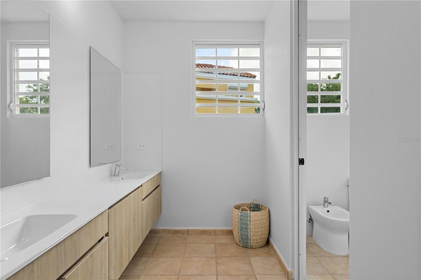 COSTA DORADA II - Residential