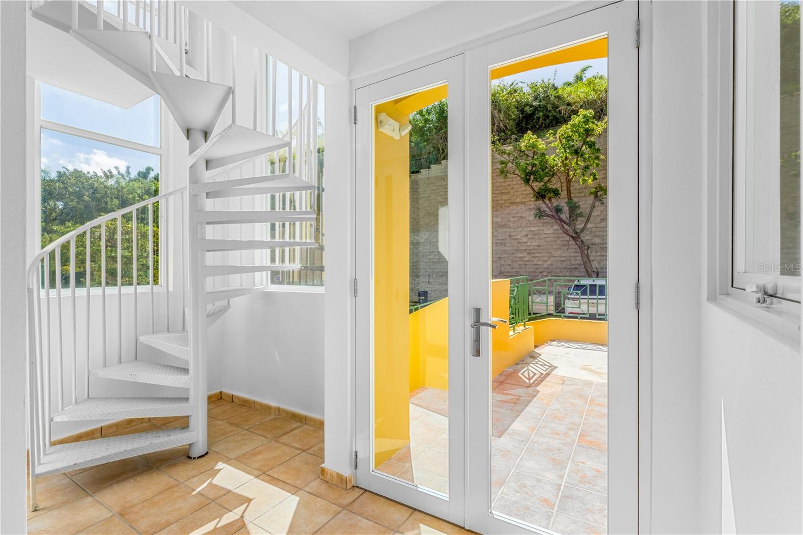 COSTA DORADA II - Residential