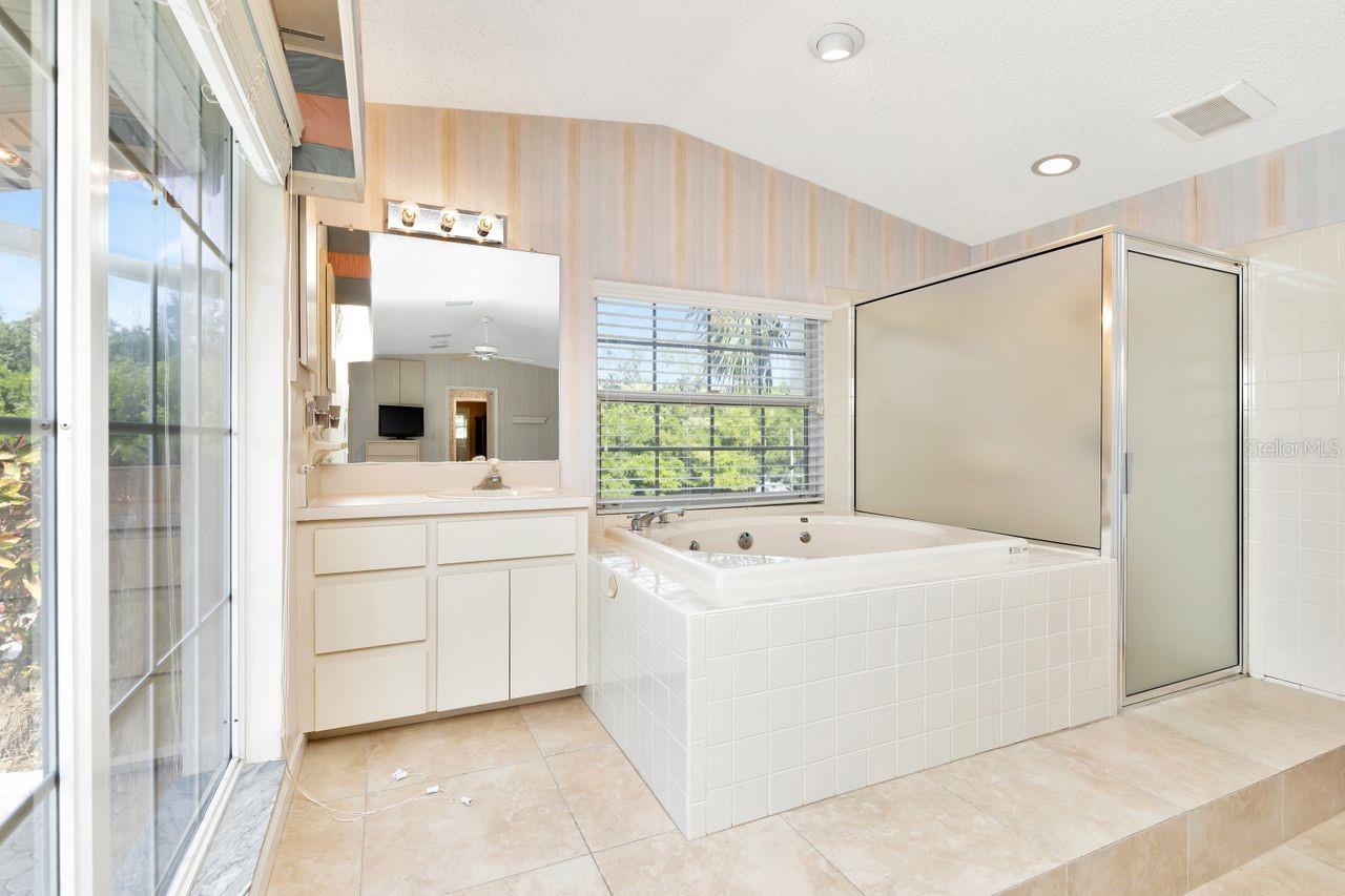 NORTH EAST PARK SHORES 4TH ADD - Residential