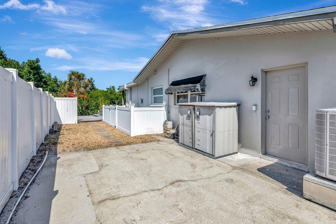 NORTH EAST PARK SHORES 4TH ADD - Residential