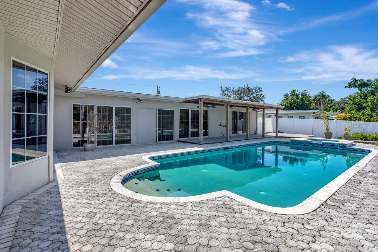 NORTH EAST PARK SHORES 4TH ADD - Residential