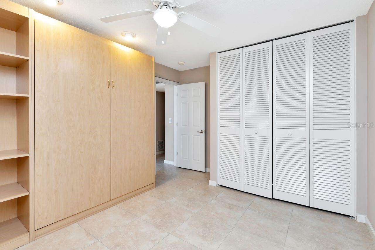 NORTH EAST PARK SHORES 4TH ADD - Residential