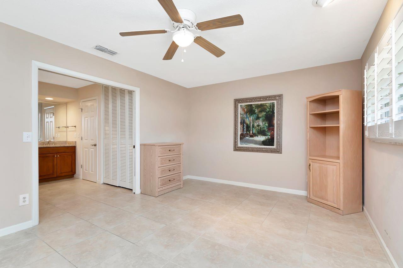 NORTH EAST PARK SHORES 4TH ADD - Residential