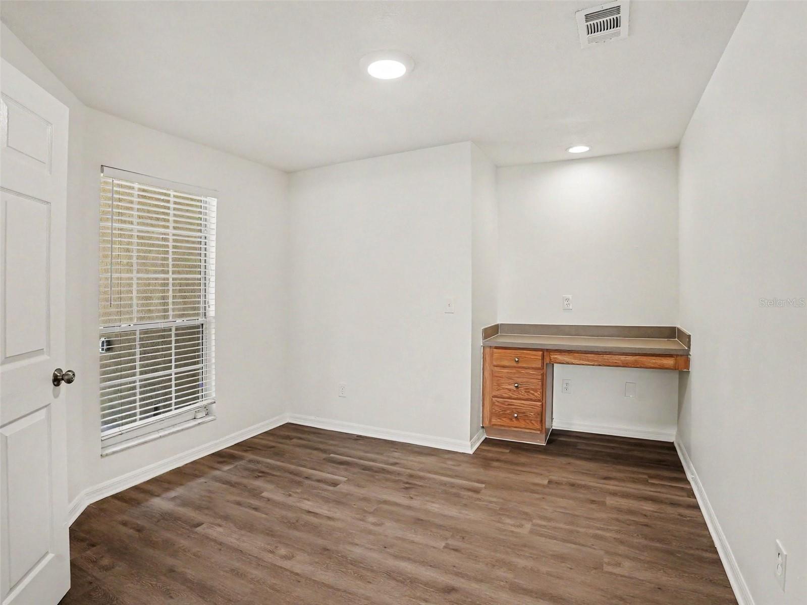 447 LANCER OAK DRIVE