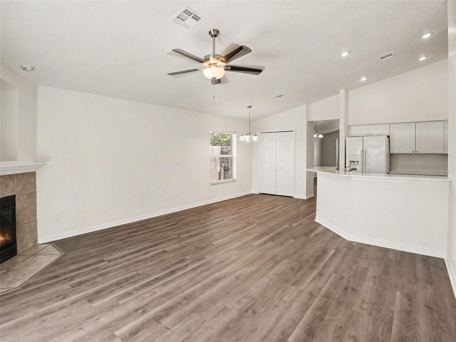 447 LANCER OAK DRIVE