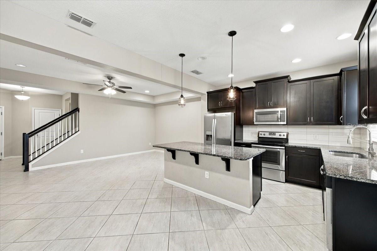 5010 SUNNYSIDE LANE