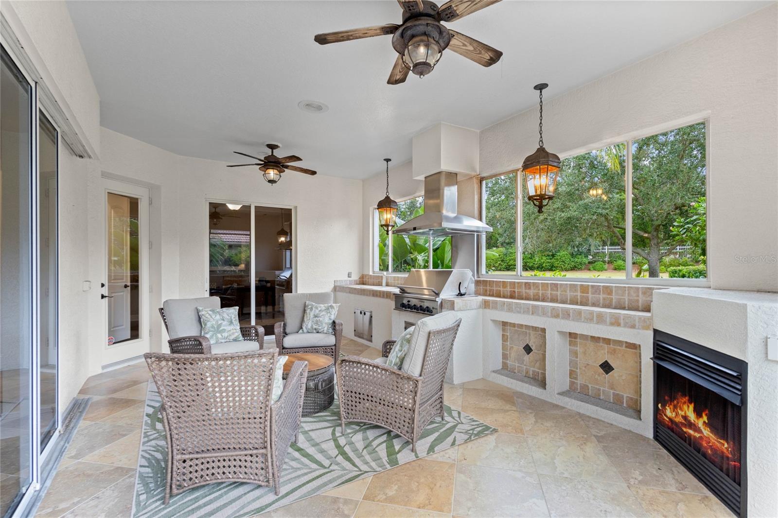 LAKEWOOD RANCH COUNTRY CLUB VILLAGE - Residential