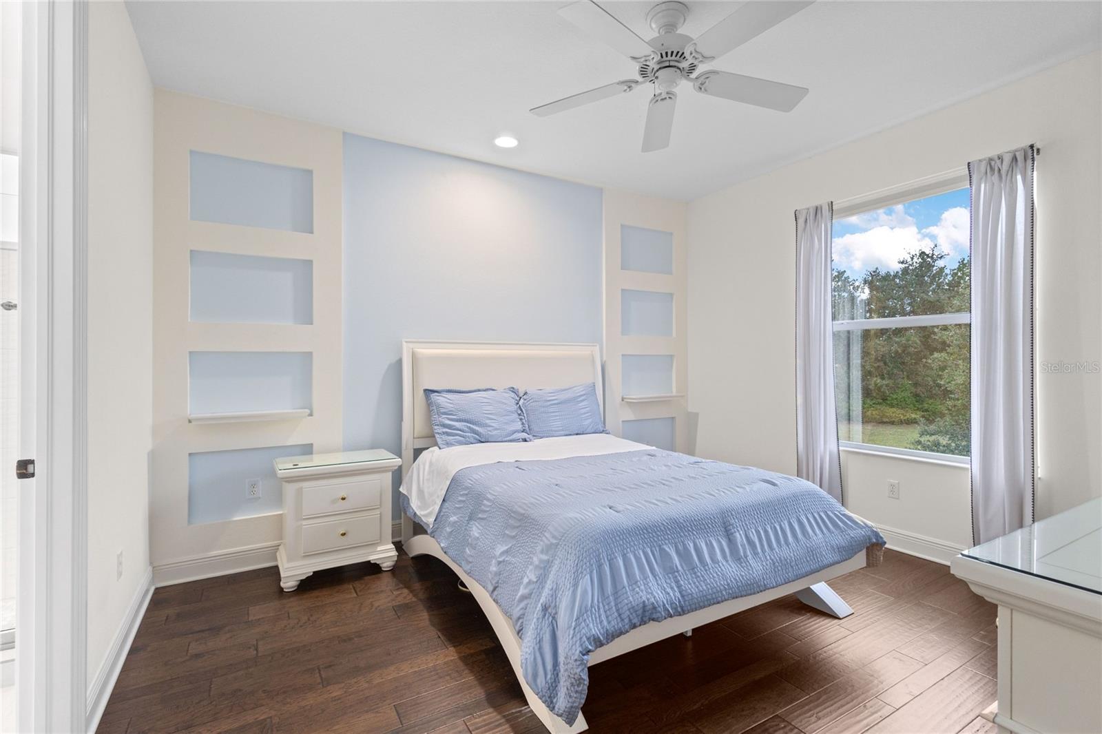 LAKEWOOD RANCH COUNTRY CLUB VILLAGE - Residential