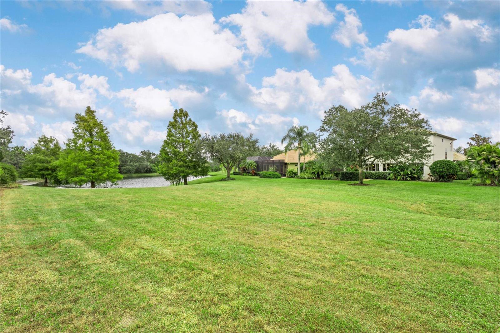 LAKEWOOD RANCH COUNTRY CLUB VILLAGE - Residential