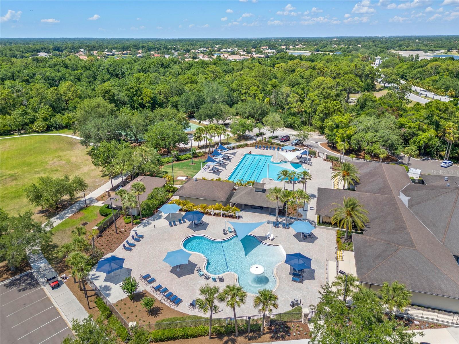 LAKEWOOD RANCH COUNTRY CLUB VILLAGE - Residential