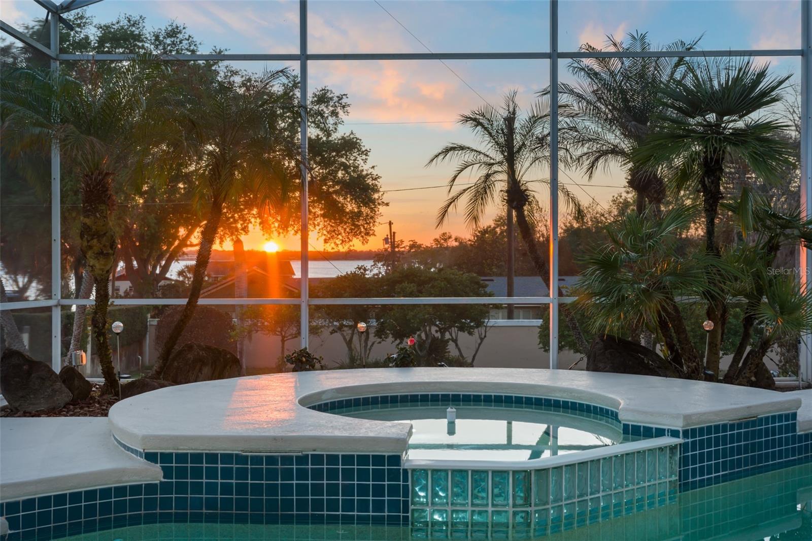 HARBOR ISLE - Residential