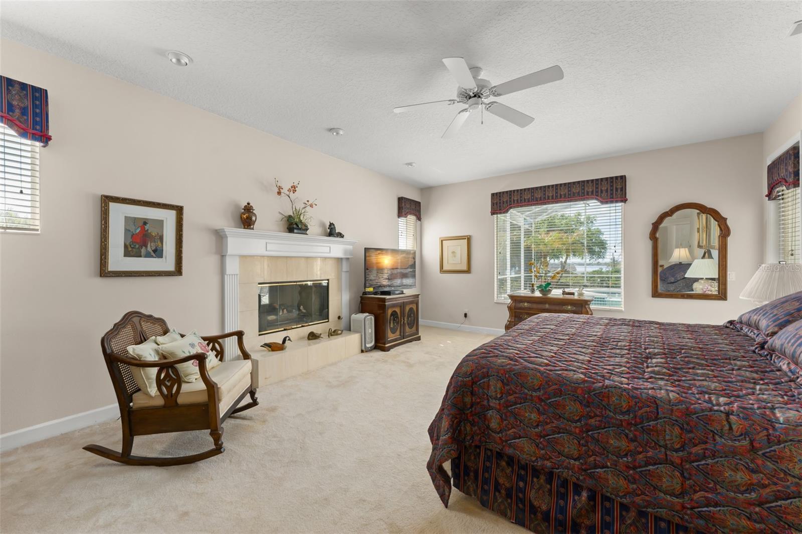 HARBOR ISLE - Residential