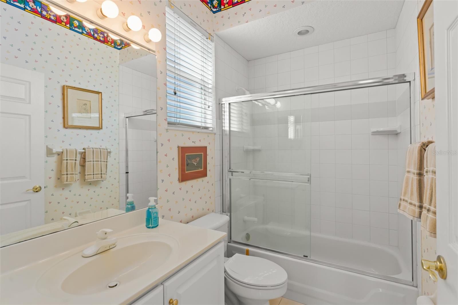 HARBOR ISLE - Residential