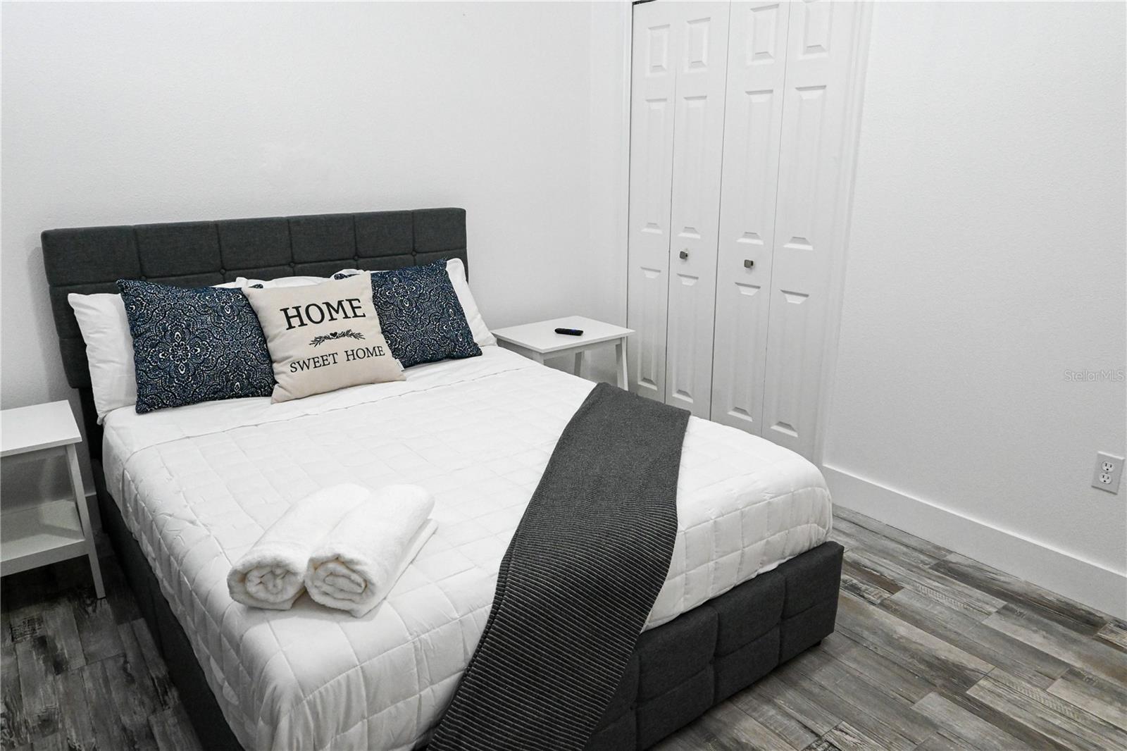 CUMBRIAM LAKES DR - Residential