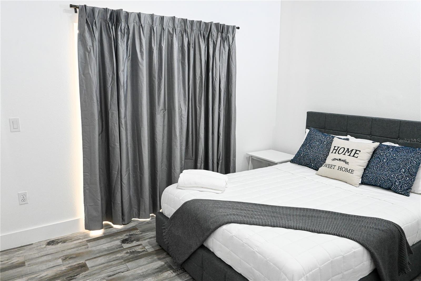 CUMBRIAM LAKES DR - Residential