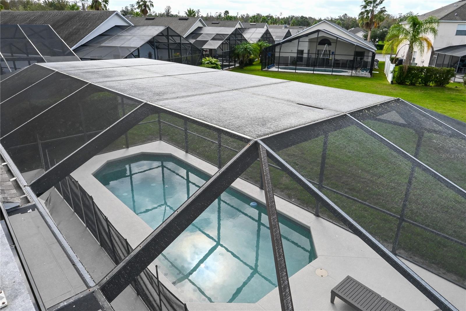 CUMBRIAM LAKES DR - Residential