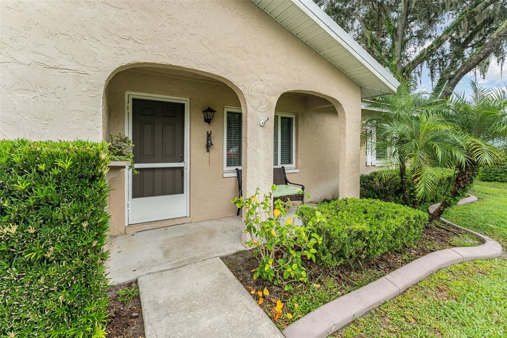 Photo of 6204 Sweetwater Drive E, Lakeland, FL 33811 (MLS # O6343727)