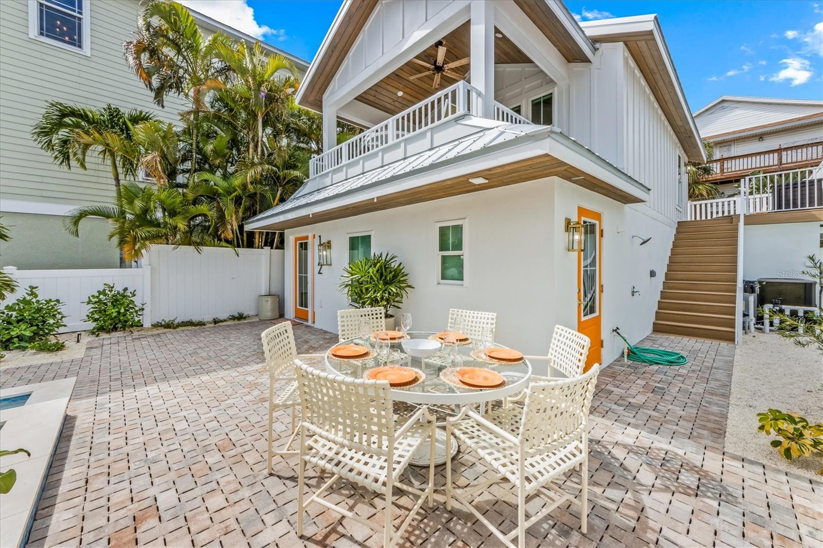 ANNA MARIA BEACH - Residential