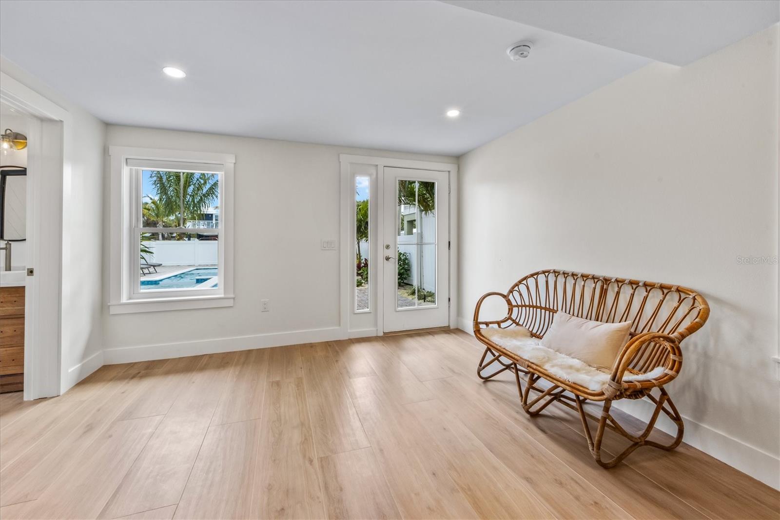 ANNA MARIA BEACH - Residential