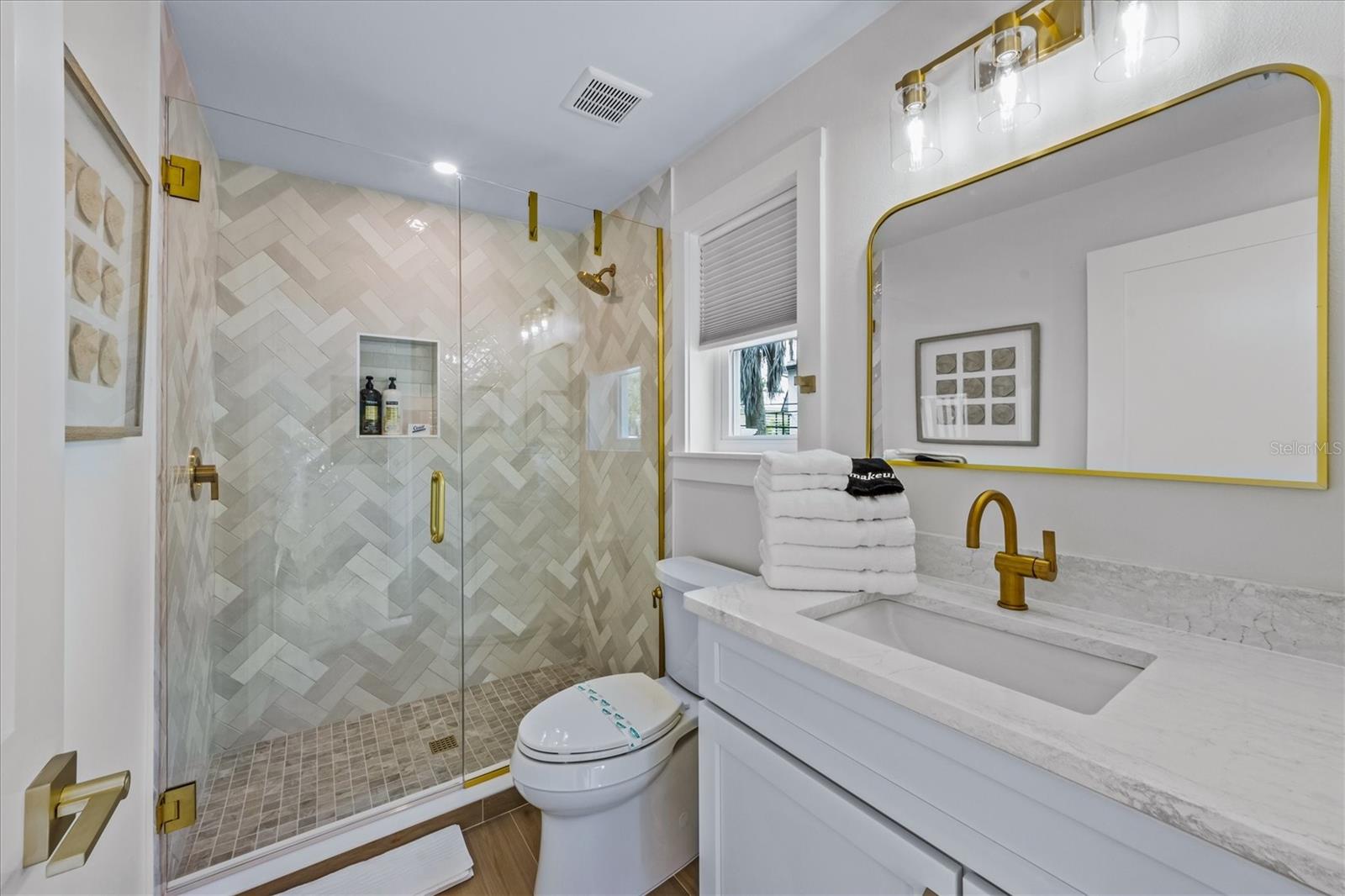 ANNA MARIA BEACH - Residential