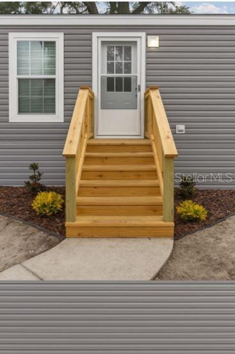 9404 LORAS STREET NEW PORT RICHEY FL 34654